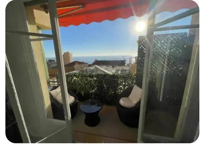 Stella With Seaview On Montecarlo Border *